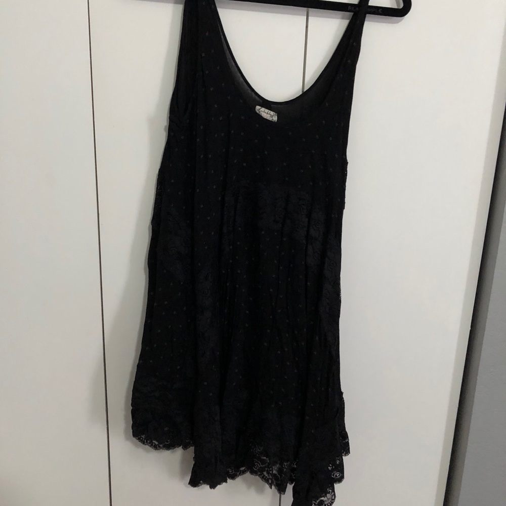 Large Free People Flowy Tunic with lace inset